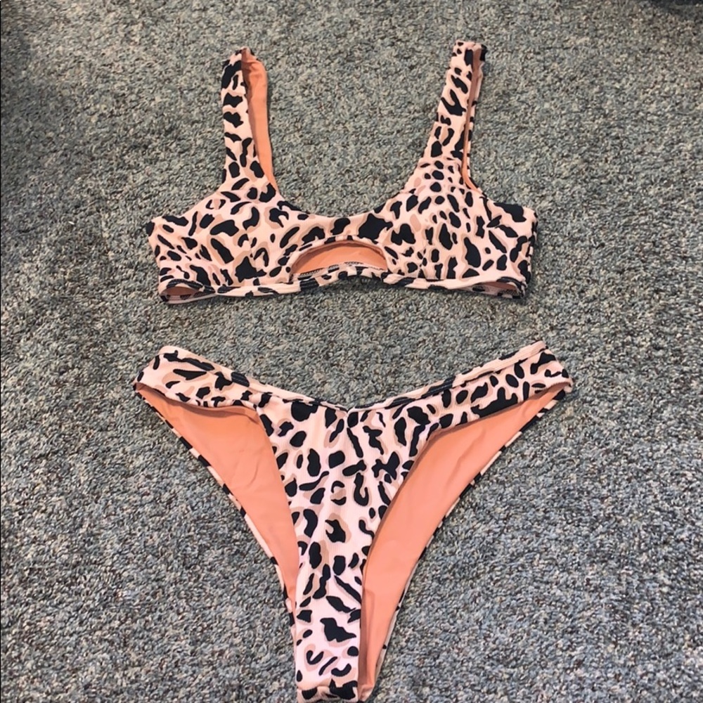 Leopard swimsuit